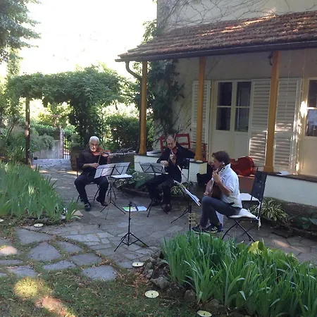 A O Soa Bed & Breakfast 4*