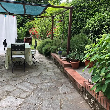 A O Soa Bed and breakfast Savignone