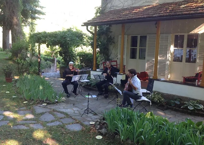 A O Soa Bed & Breakfast 4*